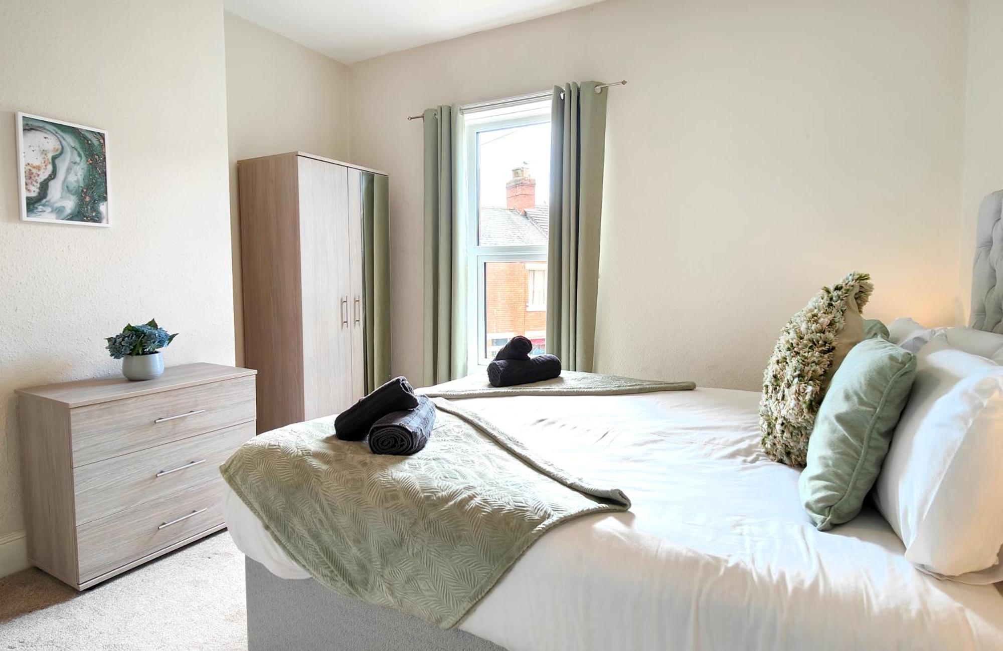 Douglas House, Near Hospital, Attractive And Comfy 2 Bedroom House With Enclosed Yard To Rear Carlisle  Exterior foto