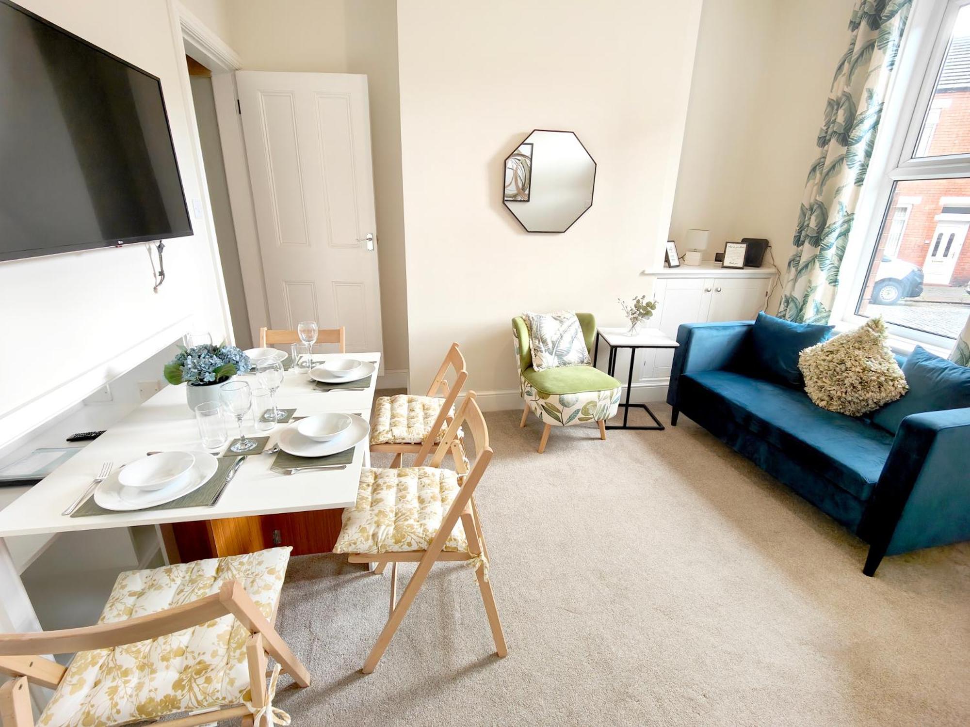 Douglas House, Near Hospital, Attractive And Comfy 2 Bedroom House With Enclosed Yard To Rear Carlisle  Exterior foto